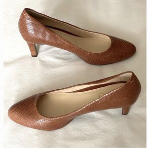 Lauren Ralph Lauren Brown Snakeskin Patterned Brown Leather Pump Heels Size: 9